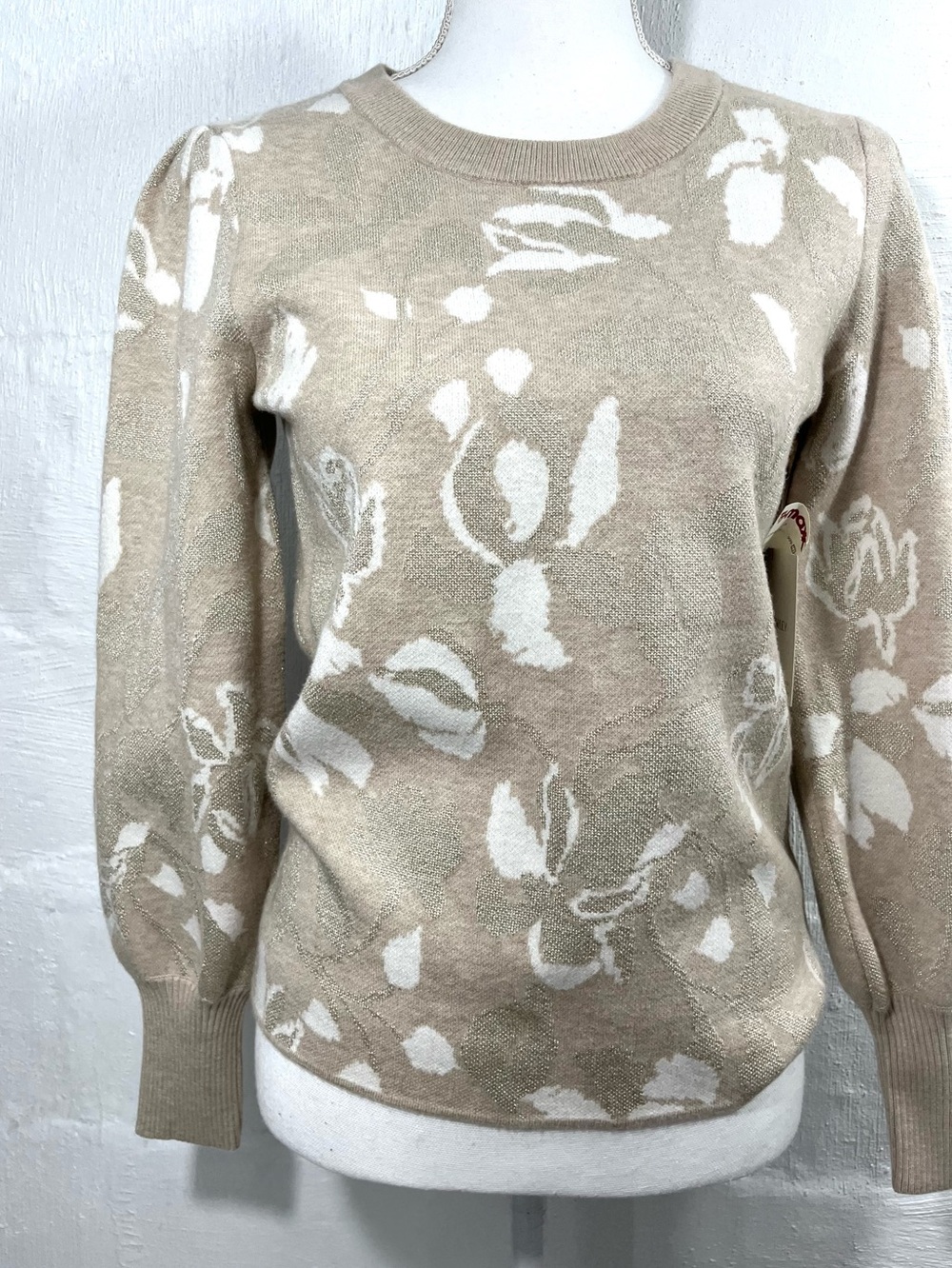 CYNTHIA ROWLEY NEW WITH TAG SWEATER WITH METALIC ACCENT